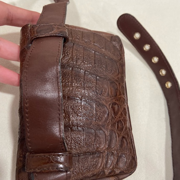 Rare🔥🔥Chanel Alligator Vintage Waist Flap Bag - Picture 8 of 16